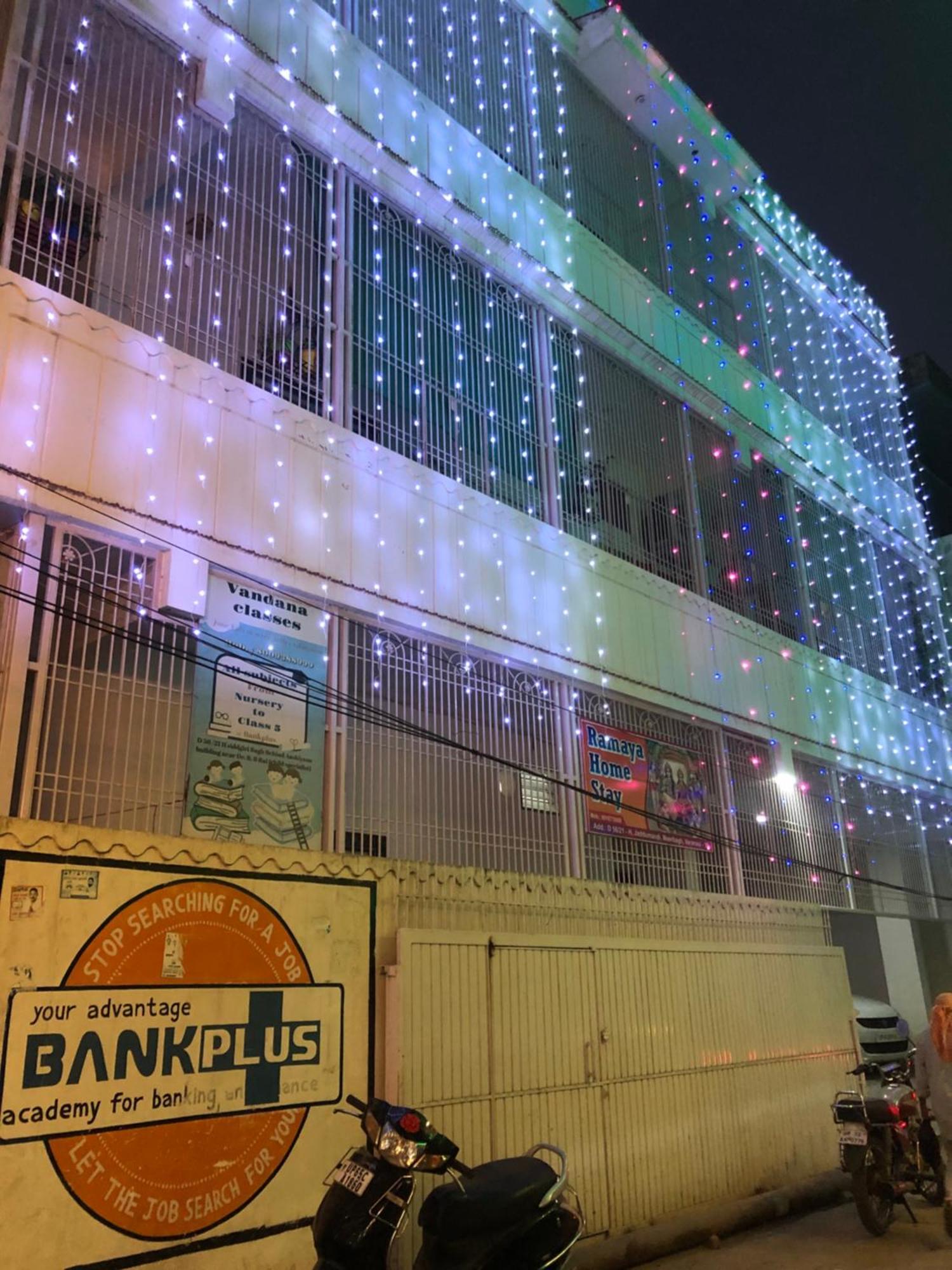 Ramaya Home Stay Varanasi Exterior photo